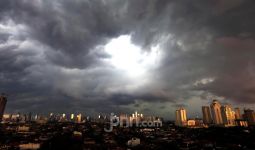 Antisipasi Cuaca Ekstrem, BPPT, BNPB, TNI AU, dan BMKG Gencarkan Operasi TMC 24 Jam - JPNN.com
