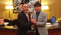 Calon Pelatih Timnas Indonesia Shin Tae Yong: Ya Adaptasi, Tidak Masalah - JPNN.com