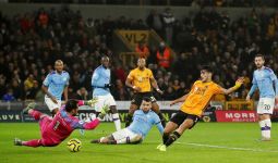 Sempat Unggul 2 Gol, 10 Pemain Manchester City Kalah di Wolverhampton - JPNN.com