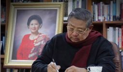Tahun-Tahun Berat bagi Pak SBY, Orang-orang Terdekatnya Wafat - JPNN.com