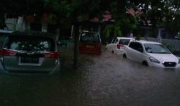 Arief Poyuono: Kang Mas Jokowi Saja tak Sanggup Tangani Banjir Jakarta - JPNN.com