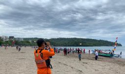 Basarnas Siagakan Personel di Pantai Pangandaran dan Santolo - JPNN.com