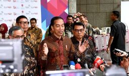 Jokowi Bicara Saham Gorengan di BEI - JPNN.com