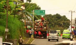 Puncak Bogor Dikepung Sampah Tahun Baru - JPNN.com