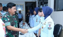 Panglima Terima Kunjungan 15 Atlet Terjun Payung TNI AU - JPNN.com