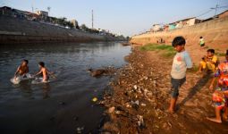 Lanjutkan Normalisasi Sungai, Anak Buah Anies Baswedan Siapkan Rp 128 Miliar - JPNN.com