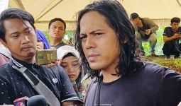 Sebelum Meninggal, Ria Irawan Larang Suaminya Menangis - JPNN.com