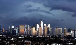 Prakiraan Cuaca Jakarta 1 Maret, Waspada Hujan Disertai Petir dan Angin Kencang di Wilayah Ini - JPNN.com
