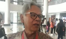 Erry Riyana Meyakini OTT Bupati Sidoarjo Menggunakan UU KPK Lama - JPNN.com