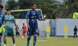 Beni Oktovianto Resmi Berseragam Persib Bandung - JPNN.com