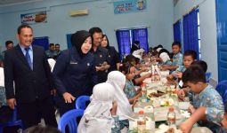 Yayasan Hang Tuah Dorong Siswa Gemar Makan Ikan - JPNN.com