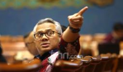 Dicopot DKPP Sebagai Ketua KPU, Arief Budiman Bereaksi, Evi pun Membela - JPNN.com