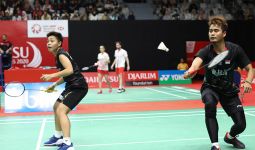 Tontowi/Apriyani Cuma Butuh 3 Menit Lolos ke 16 Besar Indonesia Masters 2020 - JPNN.com