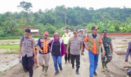 Kepala BNPB: Longsor di Sukajaya Bogor Ibarat Es Krim Meleleh - JPNN.com