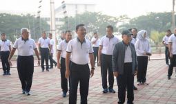 Wapres Ma’ruf Amin Olahraga Bersama di Markas Besar TNI AL - JPNN.com