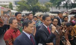 Di Depan Prabowo, Jokowi Tegaskan Tak Kompromi Soal Kedaulatan - JPNN.com