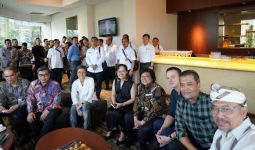 Kolaborasi Strategis Menteri Siti Nurbaya – Nicolas Saputra - JPNN.com
