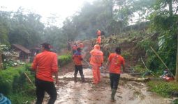 Desa Pasiralam Tasikmalaya Rawan Bencana Longsor - JPNN.com