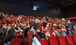 Tiket Film Akhir Kisah Cinta Si Doel di Belanda Sold Out - JPNN.com