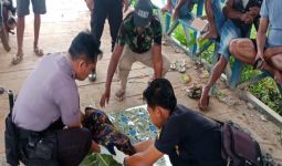 Mayat Bayi Laki-laki Ditemukan Mengapung di Sungai Seruyan - JPNN.com