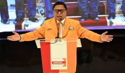 Ada Bantuan Sembako dari Pak OSO untuk Kader Hanura di Malaysia - JPNN.com