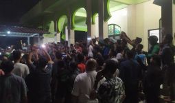 Jumat Malam, Masjid Al Amin Diserang Sekelompok Orang - JPNN.com