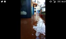 Genangan Air Setinggi 1,1 Meter Kembali Muncul di Jakarta Selatan - JPNN.com