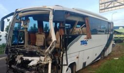 Ini Daftar Penumpang Bus Rombongan Kiai yang Kecelakaan di Tol Cipali - JPNN.com