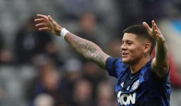 Marcos Rojo Pulang Kampung ke Argentina - JPNN.com