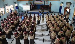 78 Pelajar SMP Albanna Ikut Pelatihan Bela Negara - JPNN.com