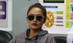 Pernah Isi Acara MeMiles, Siti Badriah Diperiksa Polisi - JPNN.com