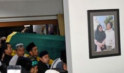 Siang Ini Jenazah Gus Sholah Diterbangkan ke Jawa Timur - JPNN.com