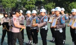 16 Anggota Polda Jawa Barat Dipecat dengan Tidak Hormat - JPNN.com