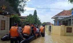 625 Rumah di Kabupaten Cirebon Terendam Banjir - JPNN.com