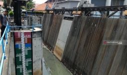 Data Terbaru Tinggi Permukaan Pintu Air Pasar Ikan Jakarta Utara - JPNN.com