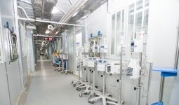 Dibangun dalam 13 Hari, RS Darurat Tiongkok Mulai Menerima Pasien Virus Corona - JPNN.com