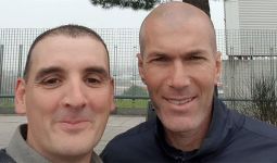 Zinedine Zidane Tabrak Mobil Manajer Toko Mebel, Begini Akhirnya - JPNN.com