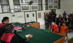 Jalani Sidang Perdana, Dua Terdakwa Pembunuhan PNS Kementerian PUPR Terancam Hukuman Mati - JPNN.com