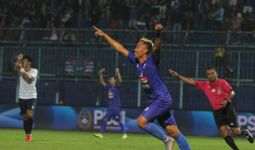 Hasil Piala Gubernur Jatim 2020: Arema FC Dampingi Persija Melaju ke Semifinal - JPNN.com