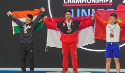 Luar Biasa! Muhammad Faathir Juara Angkat Besi Asia 2020 - JPNN.com
