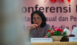 Menteri Bintang Geram Terima Laporan tentang Maraknya Prostitusi Online Anak - JPNN.com