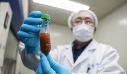 Tiongkok Kembangkan Lima Vaksin Sekaligus demi Membasmi Virus Corona - JPNN.com