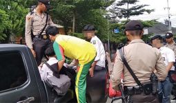 Enam Pelajar Bawa Senjata Tajam - JPNN.com