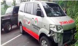 Ambulans Tabrak Pengendara Motor, Satu Tewas - JPNN.com