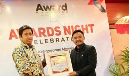 Sukses Kelola Tata Pemerintahan Banggai, Herwin Yatim Raih Goverment Award 2020 - JPNN.com