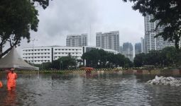 Underpass Kemayoran Lenyap Ditelan Banjir Tujuh Meter - JPNN.com