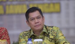 Komisi III DPR Minta Irjen Nico Afianta Lacak Keberadaan Bandar Judi Online - JPNN.com