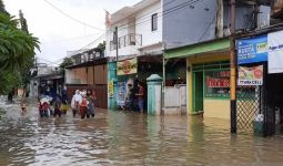 Maaf Warga Jakarta, Akses ke Kemang Tertutup Banjir - JPNN.com