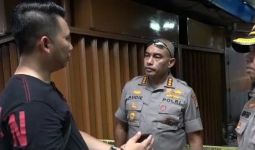 Perampok Toko Emas Menembak Tukang Sapu, Dor! Kena - JPNN.com