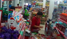 Masih Berani Timbun Stok Bahan Pokok? TNI-Polri Sudah Tunggu di Depan Supermarket - JPNN.com